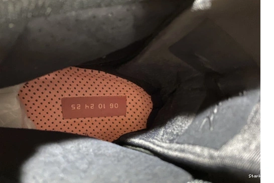 Fear AR4237-903 1 String Nike  Off‑Noir of Air God 1101